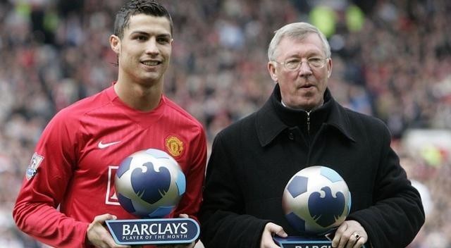  曼联主场不敌布伦特福德，滕哈赫赛后承压  