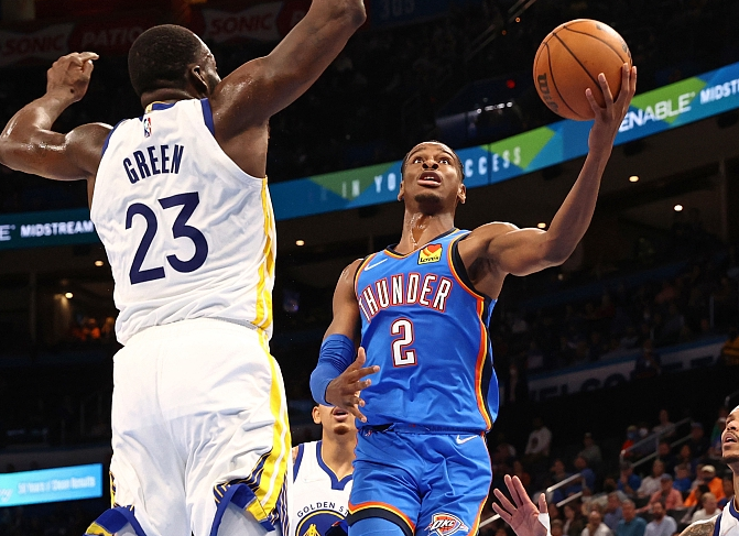  艾顿统治攻防两端，开拓者主场大胜火箭终结连败颓势