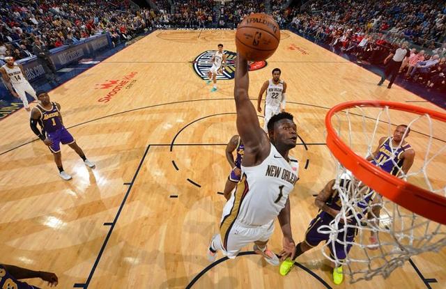  锡安复出高效砍分鹈鹕力克老鹰重回季后赛区  