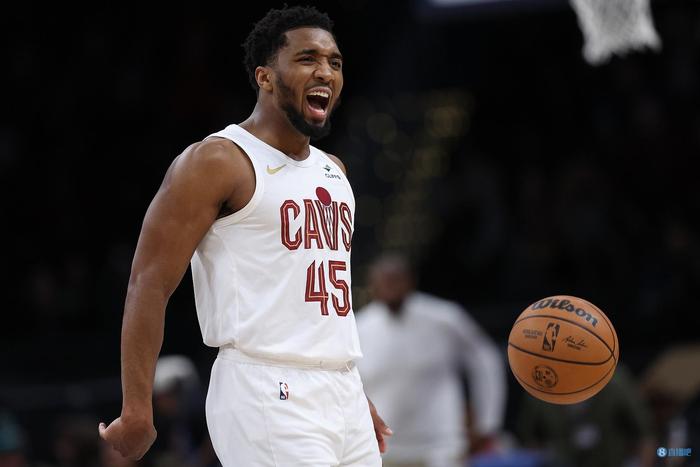  米切尔首节独取二十分骑士爆冷击败猛龙