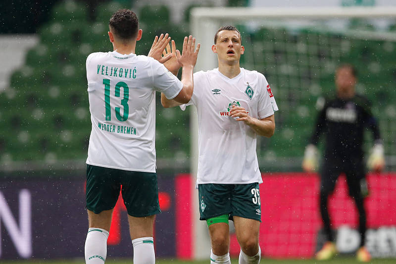  科隆保级关键战告捷，德甲升降级悬念持续保留